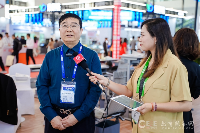 ��չ���Q������ȫ��ȫ��鎟�����գ����Č���������֮��